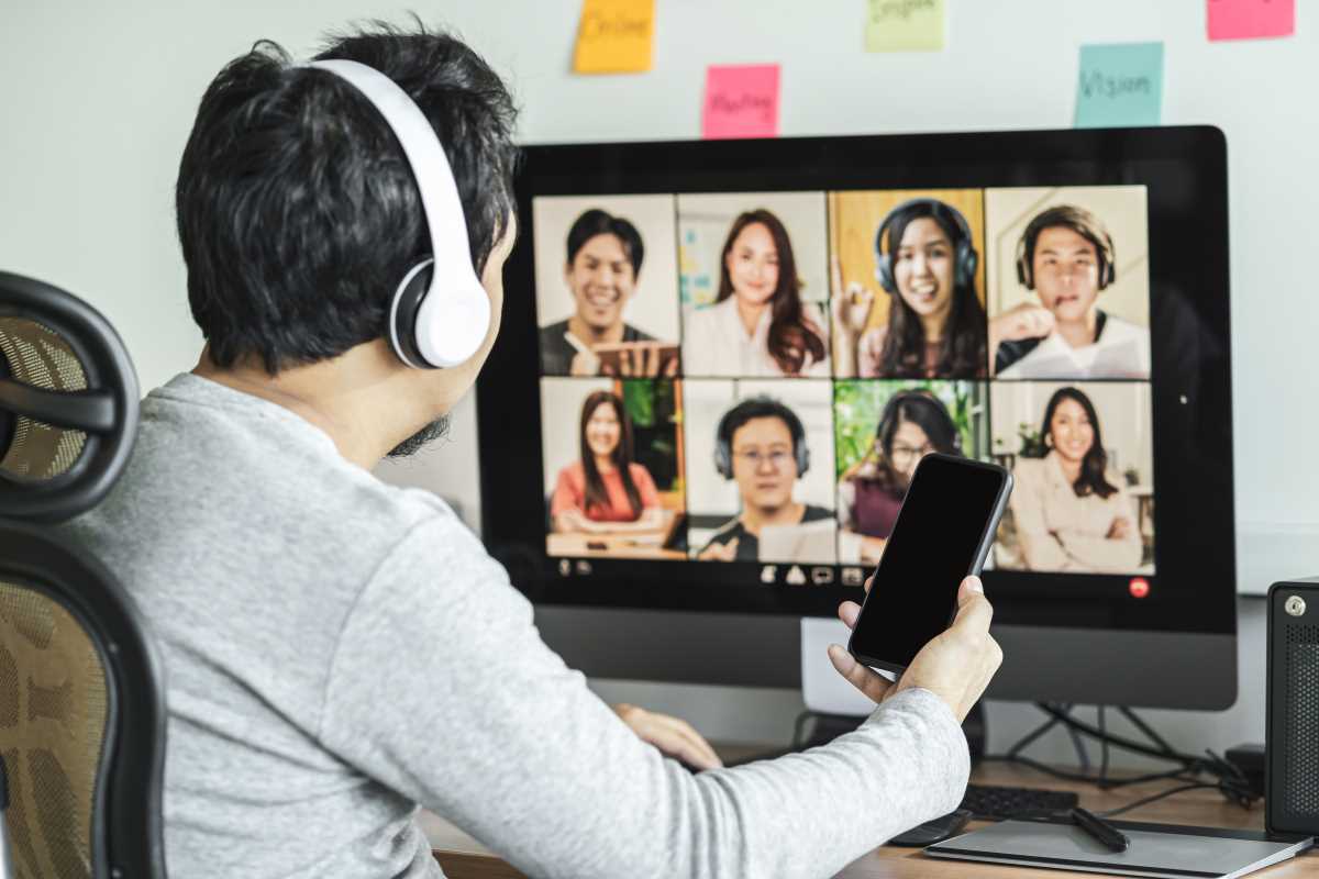 The Top 5 Tech Tools for Communicating With Teams